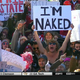 Illustration for article titled Tits Out For The Tide: Your emCollege GameDay/em Sign Roundup